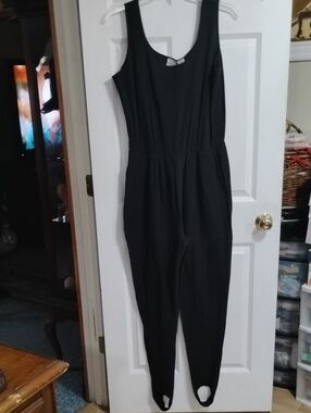 Sleek Black Sleeveless Jumpsuit with Tapered Ankles
